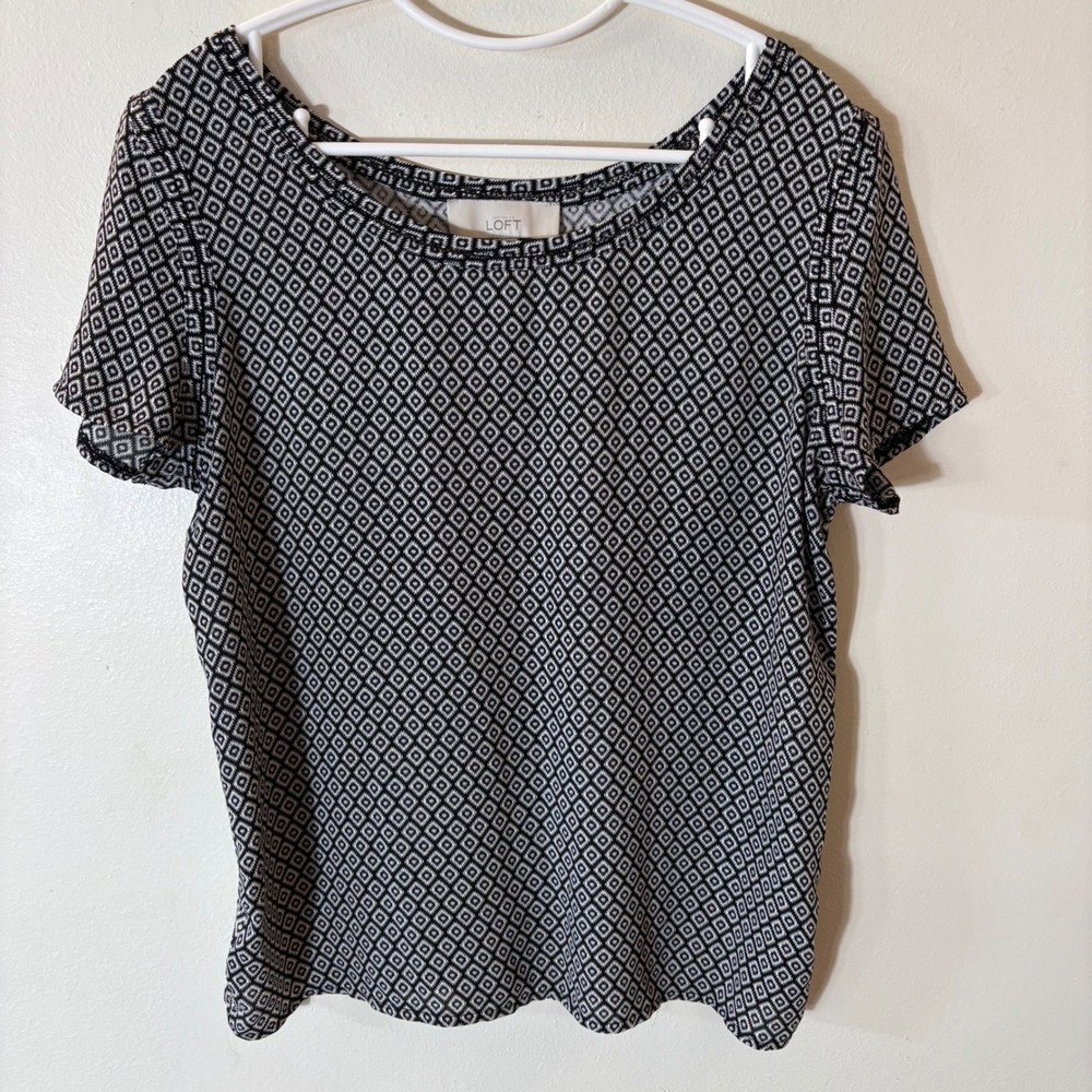 Loft Black White Geometric Print Blouse Size Medium‎